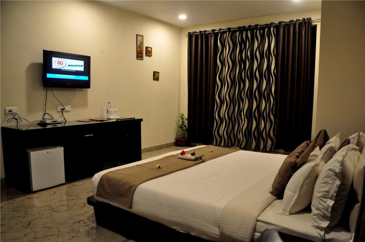 Hotel Suncity Palace Jharsuguda Esterno foto